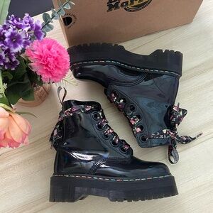 Rare Dr Martens Molly Rainbow Platform boots